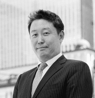 Akira  Matsuda